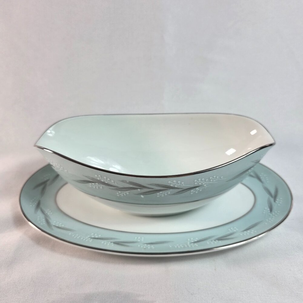 Noritake Sheldon Gravy Boat with Underplate White with Aqua Band White Flowers